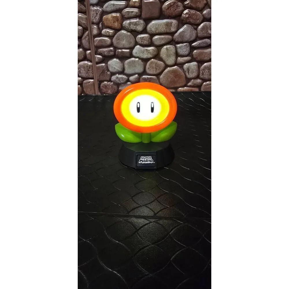 Paladone Super Mario Fire Flower Icon Light #B14